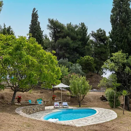 Michael's * Stafylos